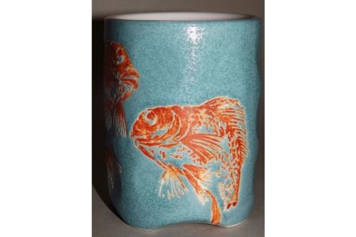 becher-tai-hinten