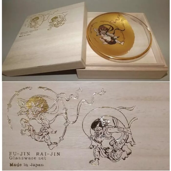 Glasteller Fujin /Windgott + Raijin /Donnergott im Holzkasten 1