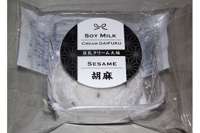 Kurogoma-Kurimu Daifuku 60g Minato Seika