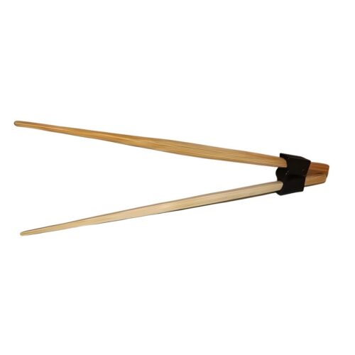 bequemhelfer ohashi auf einem stäbchenpaar angebracht