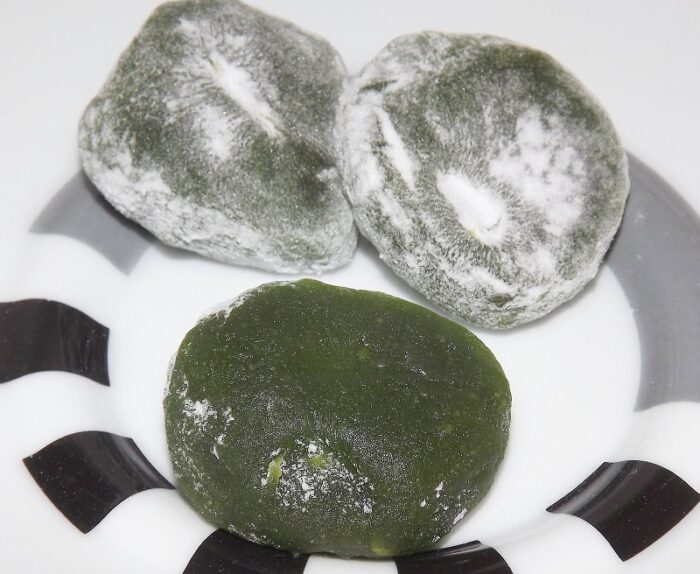 Matcha-Mochi Choccora - Reiskuchen mit Grüntee + Schokolade 160g Seiki 2