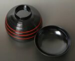 deckelschale lack dangan kuro deckel und schale nebeneinander von unten