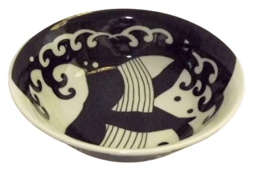 bowl kujira groß schräg von innen wellenansicht