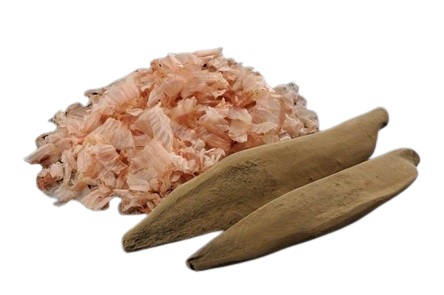 bonitoflocken und katsuobushi ganze