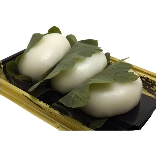 kashiwa mochi shiro drei stück in verpackung offen